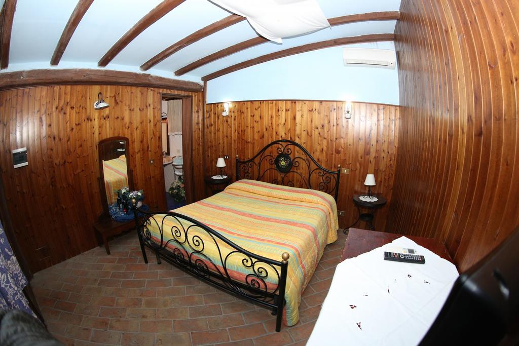 Agriturismo Monte Due Torri Genzano di Roma Luaran gambar
