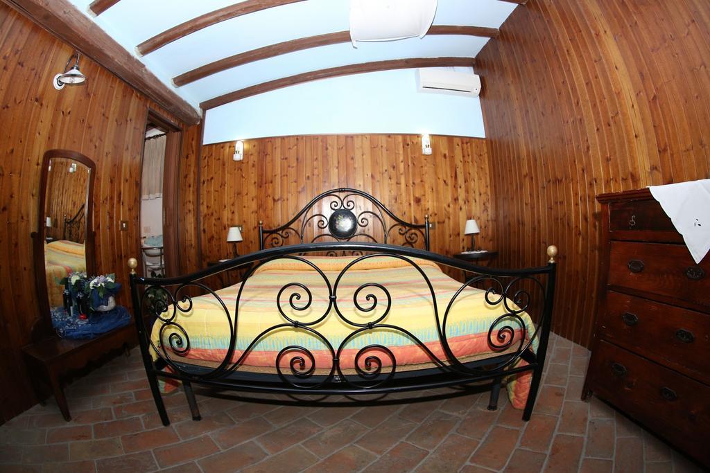 Agriturismo Monte Due Torri Genzano di Roma Luaran gambar