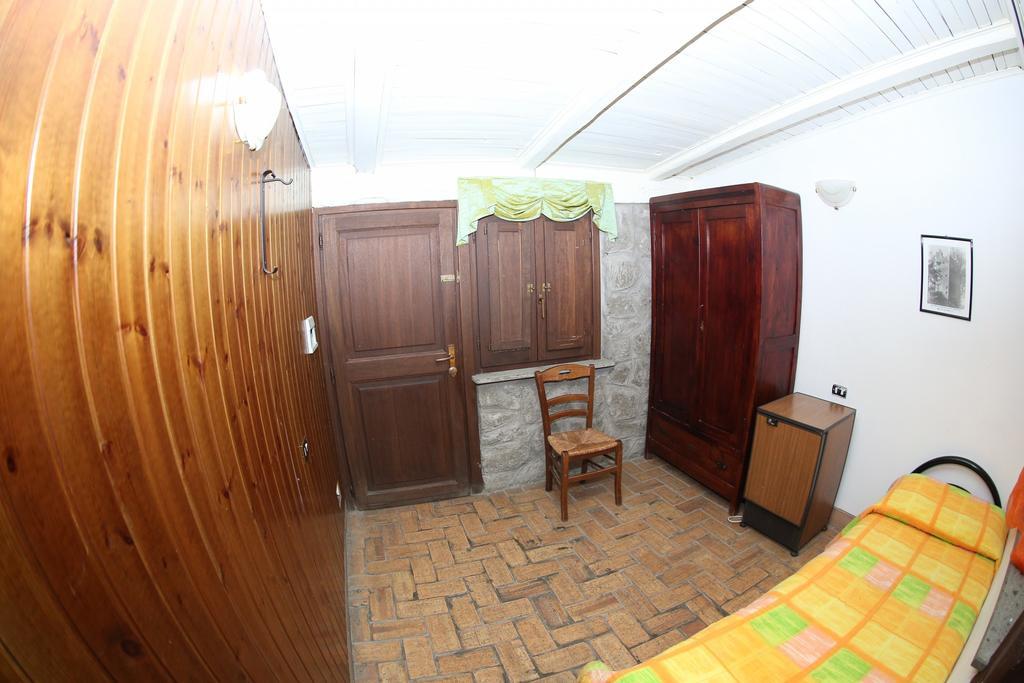 Agriturismo Monte Due Torri Genzano di Roma Luaran gambar
