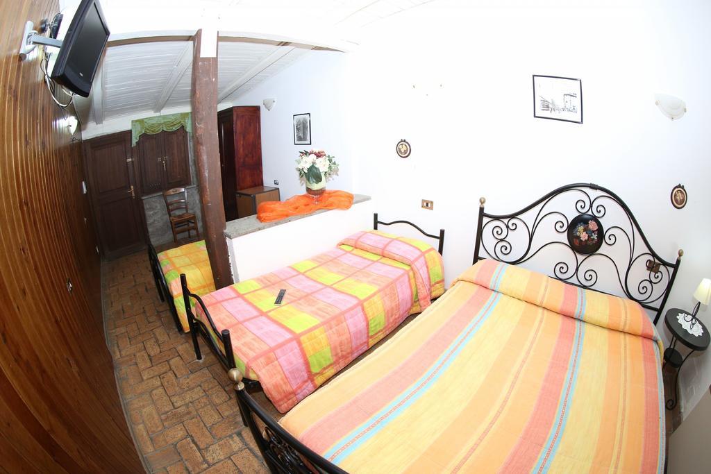 Agriturismo Monte Due Torri Genzano di Roma Luaran gambar