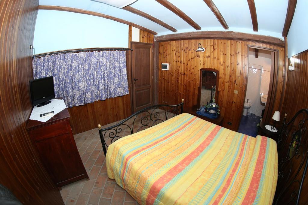 Agriturismo Monte Due Torri Genzano di Roma Luaran gambar